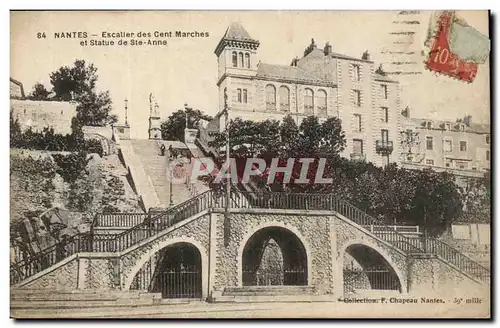 Nantes Cartes postales Escalier des cent marches et statue de Ste Anne