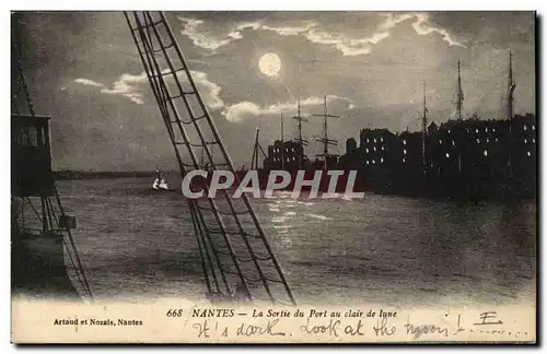 Nantes Cartes postales La sortie du port au clair de lune