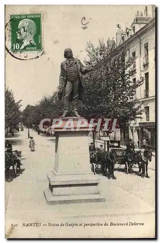 Nantes Cartes postales Statue de Guepin et perspective du boulevard Delorme