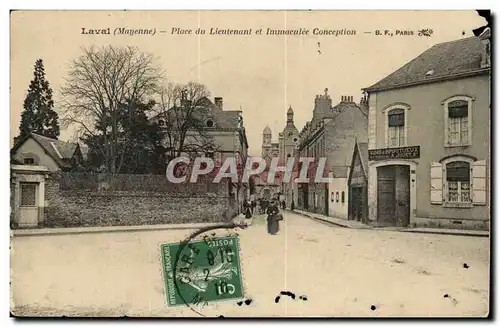 Cartes postales Laval Place du lieutenant et Immaculee Conception