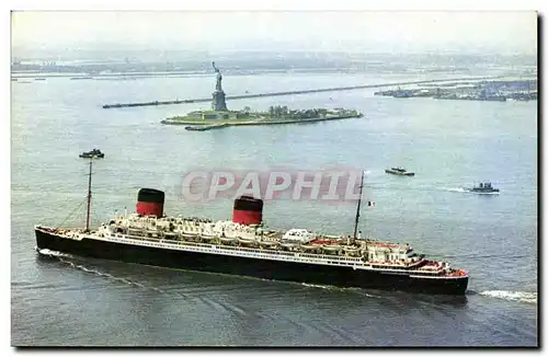 Cartes postales Bateau Liberte dans le port de New York Paquebot de la Transatlantique