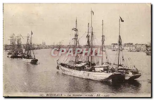 Ansichtskarte AK Bateau Bordeaux Les Morutiers en rade