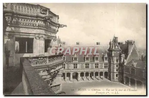 Cartes postales Blois Le chateau Vue sur le mur d&#39escalier Francois 1er