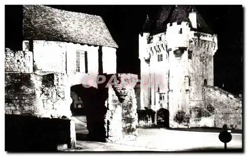 Nevers Cartes postales La porte de Croux illuminee