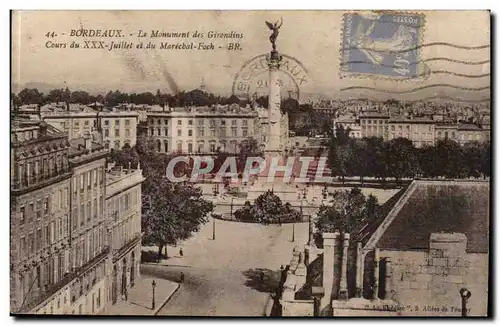 Bordeaux Ansichtskarte AK Le monument des Girondins Cours du XXX juillet et du Marechal Foch