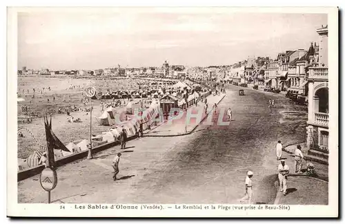 Les Sables d'olonne Cartes postales Le remblai et la plage