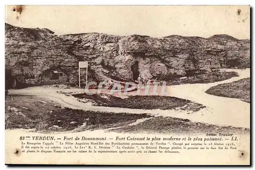 Verdun Cartes postales Fort de Douaumont Fort cuirasse le plus moderne et le plus puissant