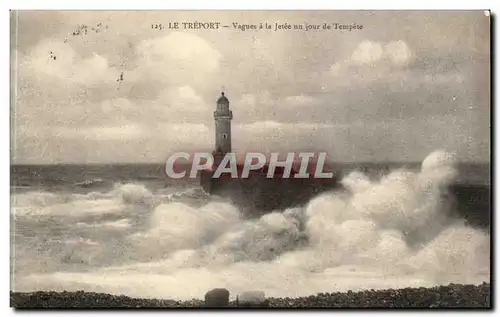 Le Treport - Vagues a la Jetee un jour de Tempete - phare - lighthouse - Ansichtskarte AK