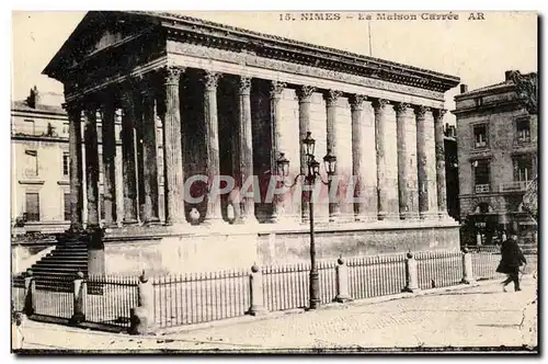 Nimes - La Maison Carree - Cartes postales