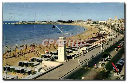 Les Sables d'olonne Cartes postales Le remblai et la plage (volley ball)