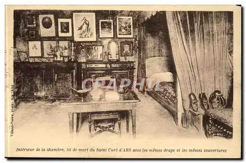 Cartes postales Interieur de la chambre lit de mort de Saint Cure d&#39ars avec les memes draps et les memes cou