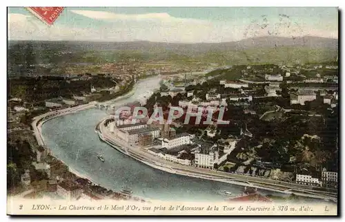 Lyon Cartes postales Les Chartreux et le mont d&#39or vue prise de l&#39ascenseur de la tour de Fourviere