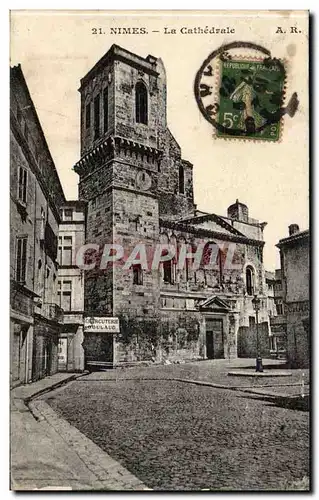 Nimes Cartes postales La cathedrale