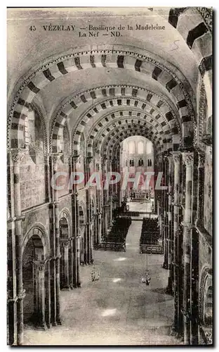 Vezelay Ansichtskarte AK Basilique de la Madeleine La nef