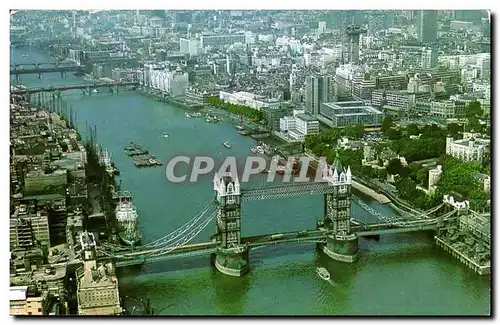 Londres London Cartes postales Aerial view of tower bridge and the city