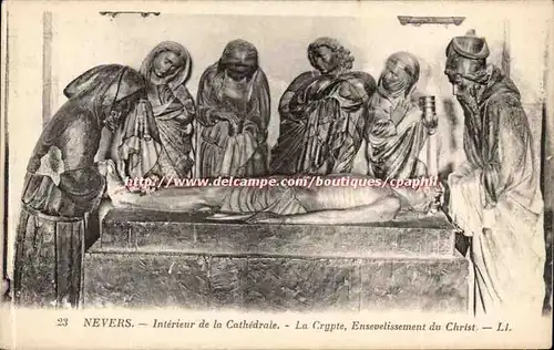 Nevers Cartes postales Interieur de la cathedrale la crypte Ensevelissement du Christ