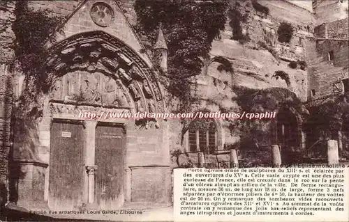 Cartes postales Saint EMilion Entree de l'eglise monolithe