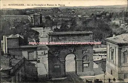 Montpellier - Arc de Triomphe et Placeau du Peyrou - Cartes postales