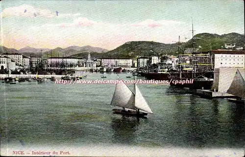 Nice - Interieur du Port - bateau - Cartes postales