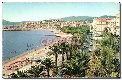 Cartes postales Cannes La promenade et la plage de la Croisette et le Suquet