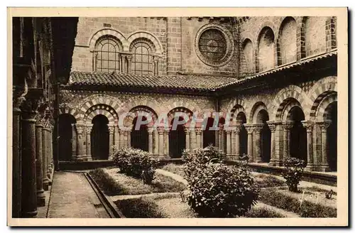 Le Puy Cartes postales Cour et galeries du cloitre