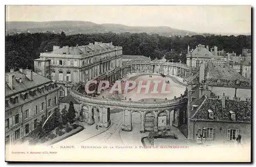 Nancy - Hemicycle de la Carriere et Palais du Gouvernement Cartes postales