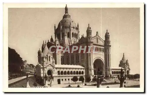 Cartes postales Basilique de Lisieux Vue d&#39ensemble