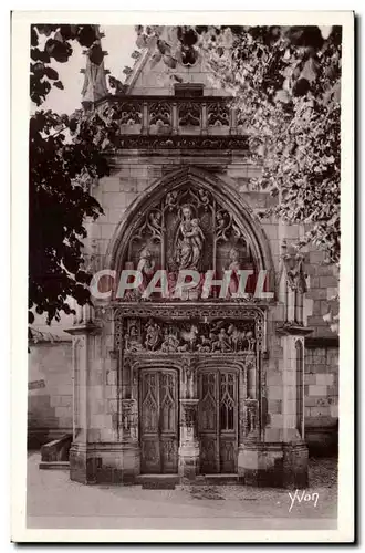 Chateau d&#39Amboise Cartes postales Porte de la chapelle St Hubert construite par Charles VIII