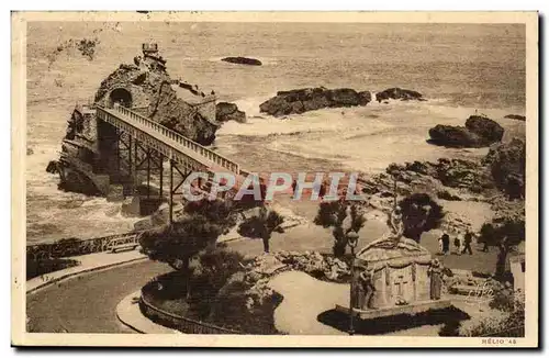 Biarritz Ansichtskarte AK Vue sur l&#39esplanade et le rocher de la vierge