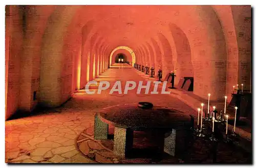 L'ossuaire de Douaumont Cartes postales moderne Le cloitre