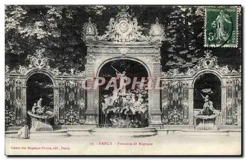 Nancy Ansichtskarte AK Fontaine de Neptune