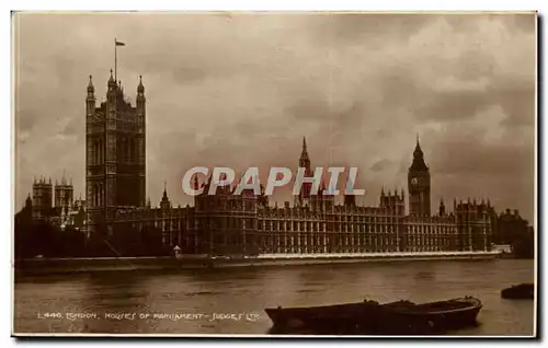 Grande Bretagne londres London Ansichtskarte AK Houses of Parliament Judges