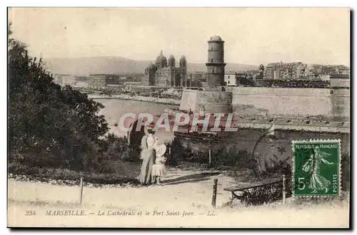 Marseille Cartes postales La cathedrale et la fort Saint Jean