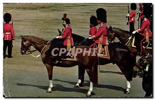 Grande Bretagne HM Queen Elizabeth II trooping the colour Ceremony London Londres