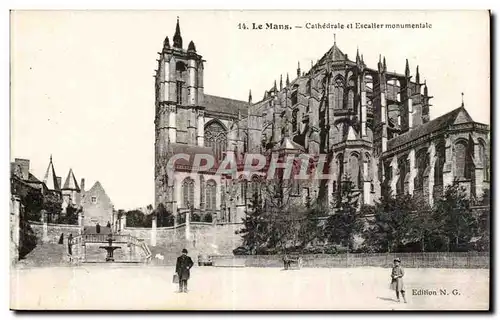 Cartes postales Le Mans Cathedrale et escalier monumental