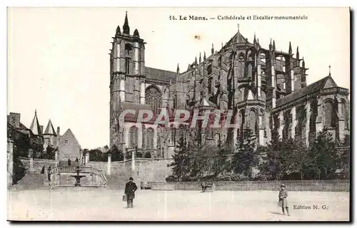 Cartes postales Le Mans Cathedrale et escalier monumental