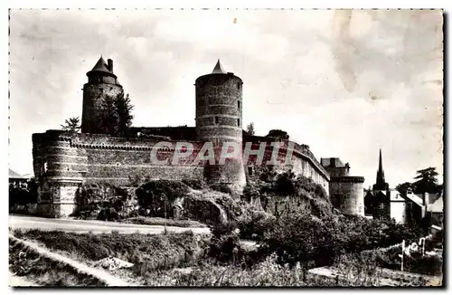 Fougeres - Le Chateau Flanque de Tours les plus superbes du monde - Victor Hugo - Cartes postales