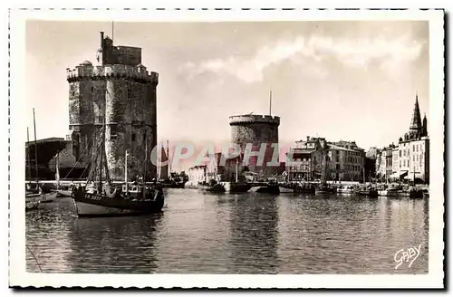 La Rochelle - Les Tours et le Port - Cartes postales