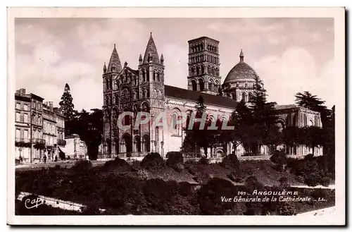 Angouleme Cartes postales Vue generale de la cathedrale