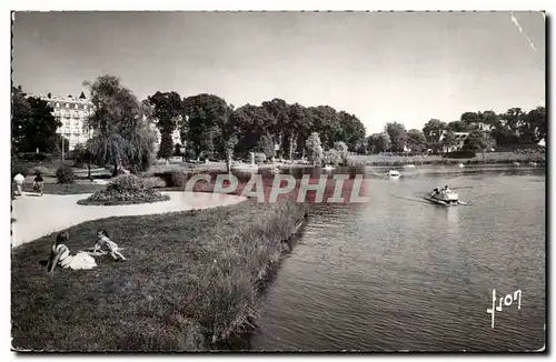 Bagnoles de l&#39orne Cartes postales moderne Les bords du lac