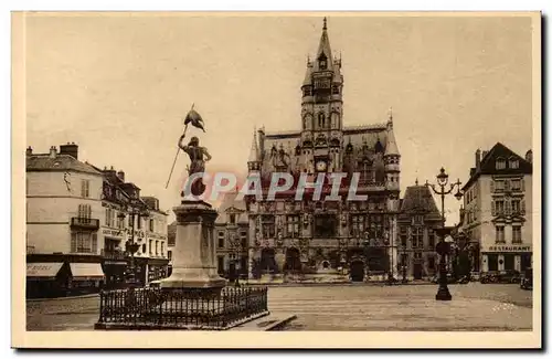 Compiegne - Place de L&#39Hotel de Ville - Cartes postales