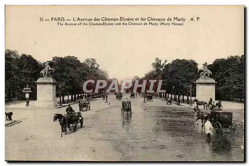 Paris 8- L&#39Avenue de Champs Elysees et les Chevaux de Marly - Ansichtskarte AK