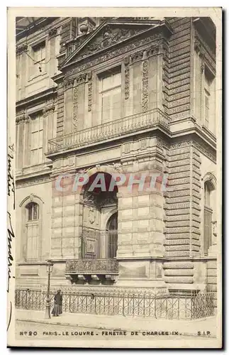 Paris - 1 - Fenetre de Charles IX - Le Louvre - Cartes postales