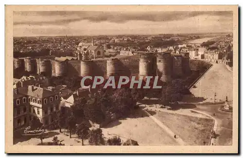 Angers Ansichtskarte AK Vue d&#39ensemble du chateau avec perspective vers le pont de la Haute Chaine