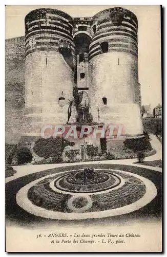 Angers Cartes postales Les deux grandes tours du chateau et la porte des champs