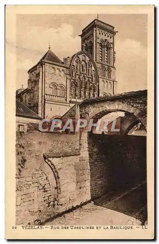 Vezelay Cartes postales Rue des Ursulines et la basilique