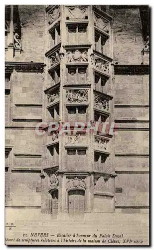 Nevers Cartes postales Escalier d&#39honneur du palais ducal decore de sculptures relatives a l&#39histoire de l