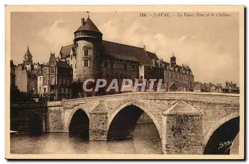 Laval Cartes postales Le vieux pont et le chateau