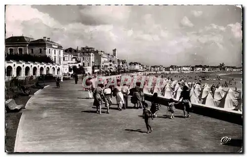 Les Sables d'Olonne - Le Remblai - Cartes postales