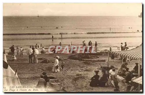 Les Sables d'Olonne - La Plage a l'heure du Bain - enfant - Cartes postales